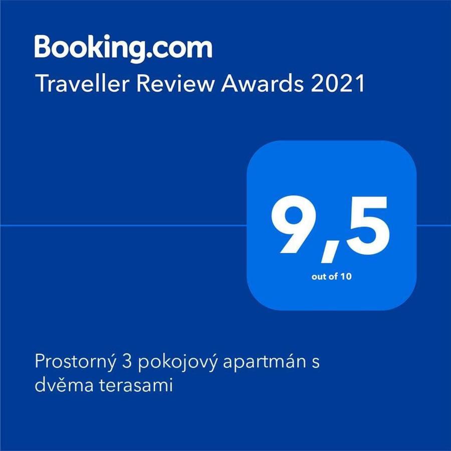 Prostorny 3 Pokojovy Apartman S Dvema Terasami Praga Exterior foto